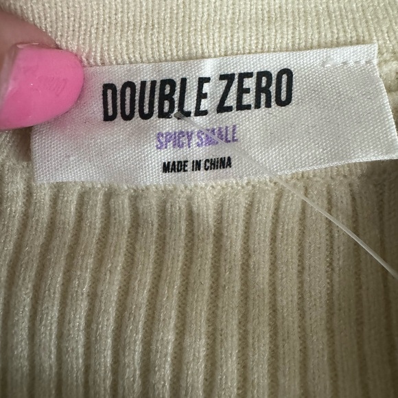 Double Zero Off White Ribbed Cut-Out Long Sleeve Crop Top Lightweight Sweater - Picture 4 of 7